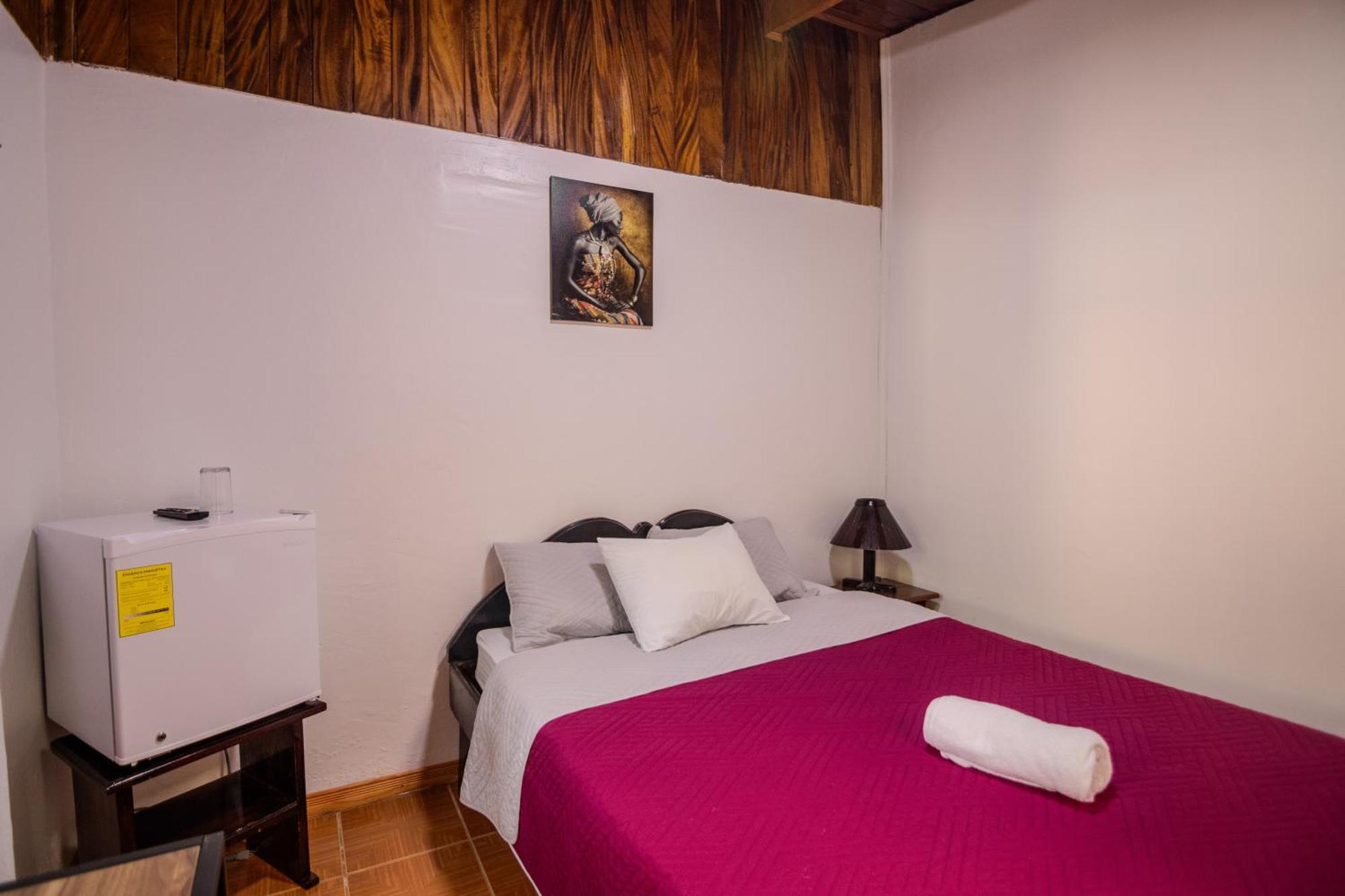 Hotel Las Ardillas モンテベルデ エクステリア 写真